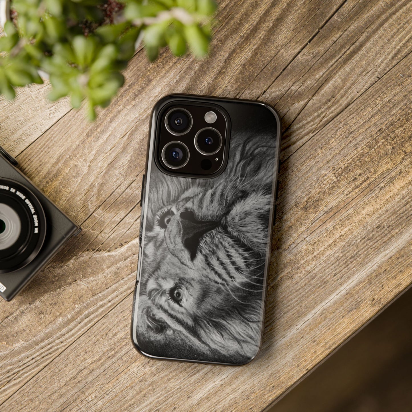 Renown, Lion Phone Case