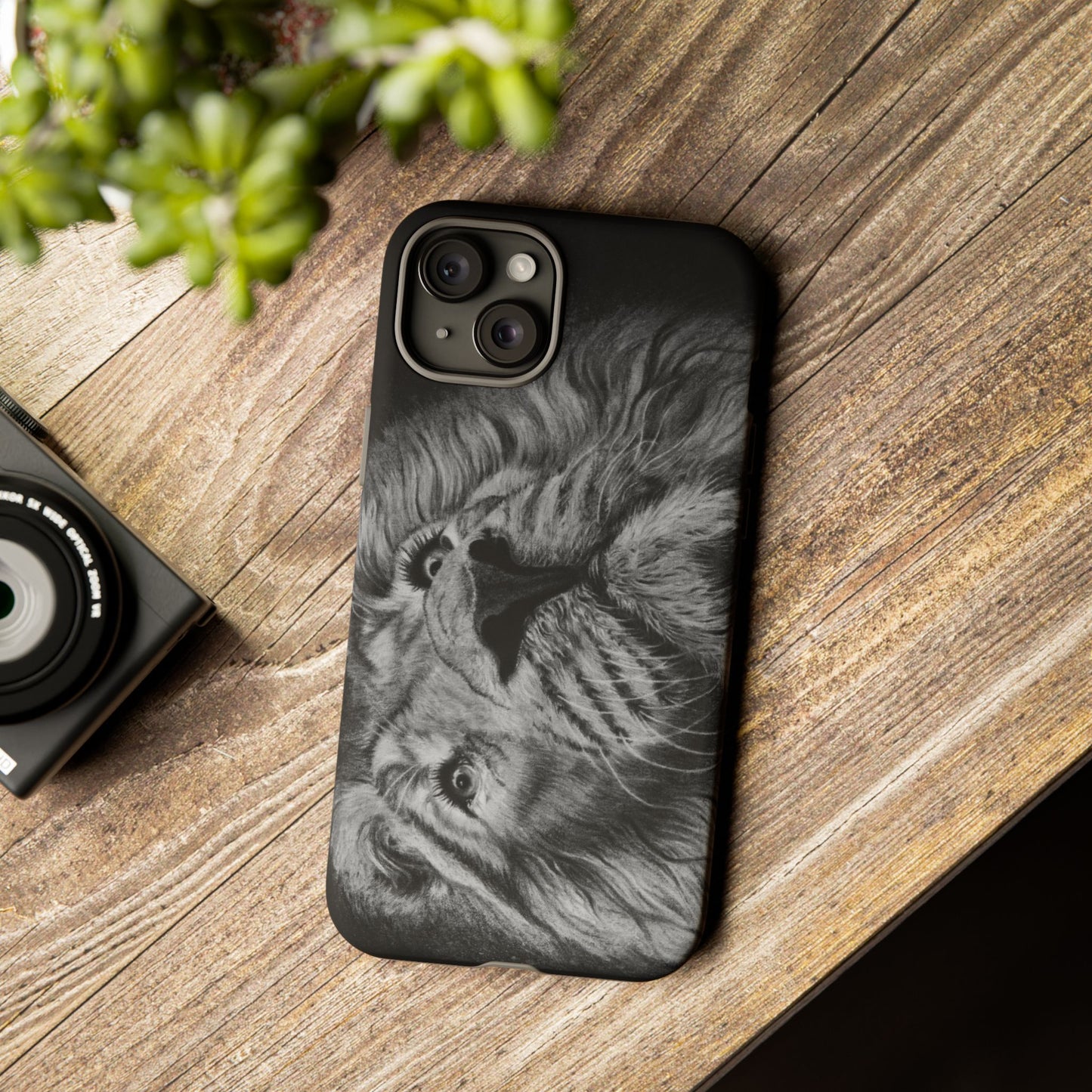 Renown, Lion Phone Case