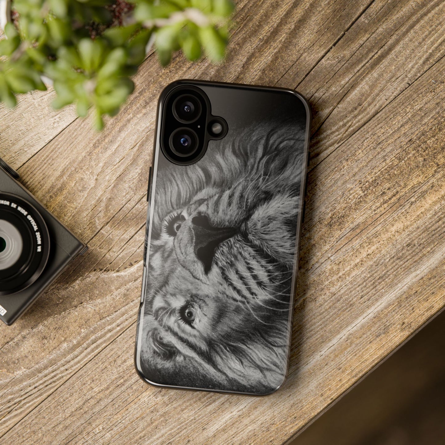 Renown, Lion Phone Case