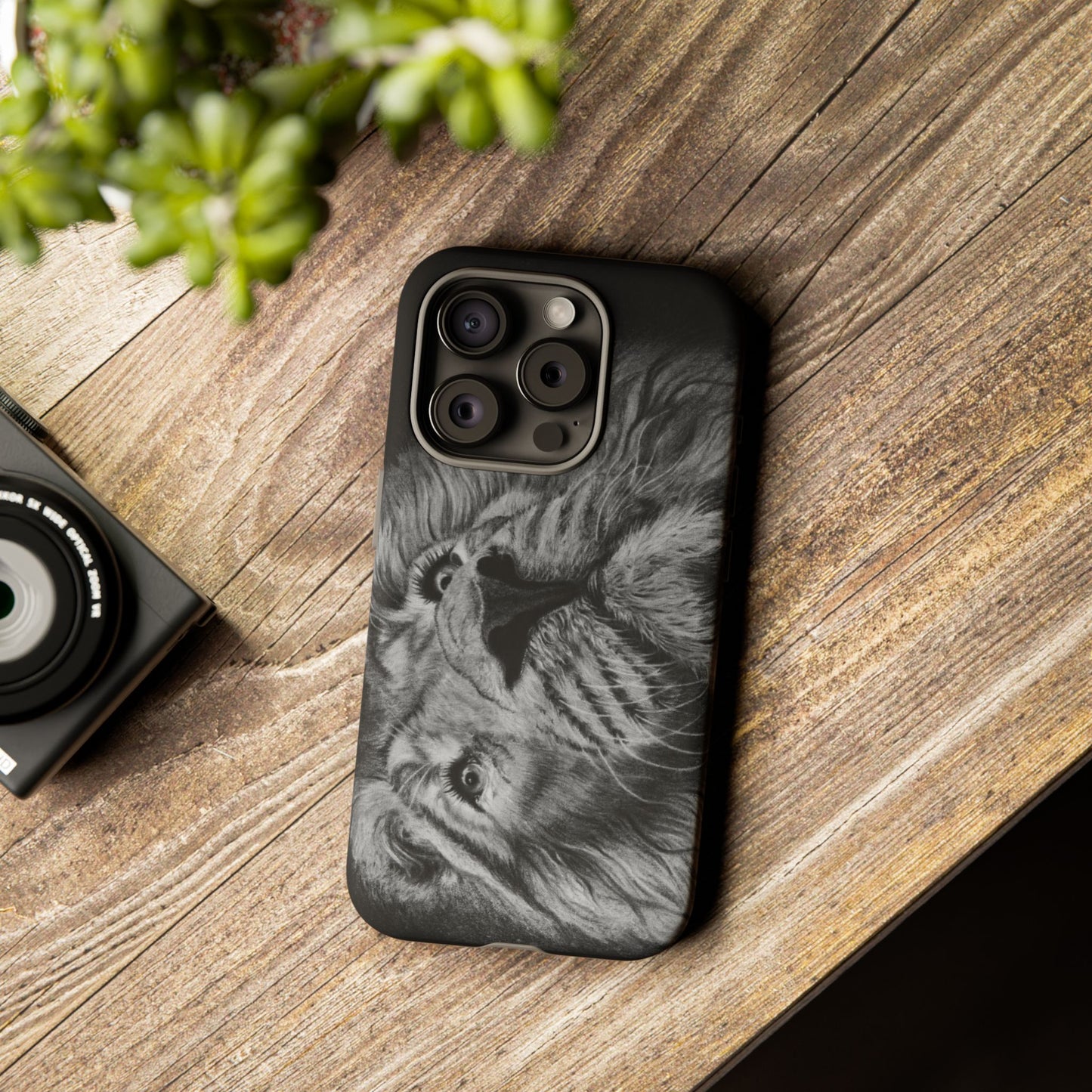 Renown, Lion Phone Case
