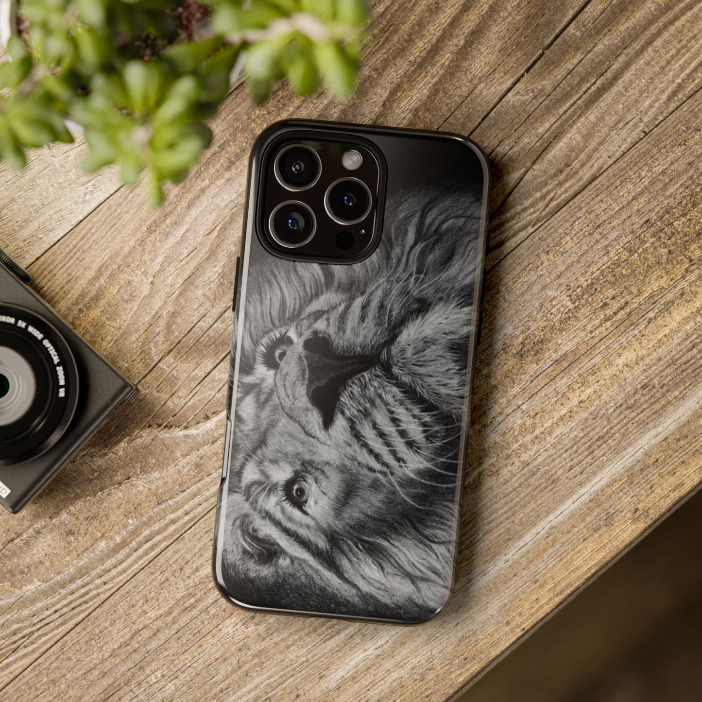 Renown, Lion Phone Case